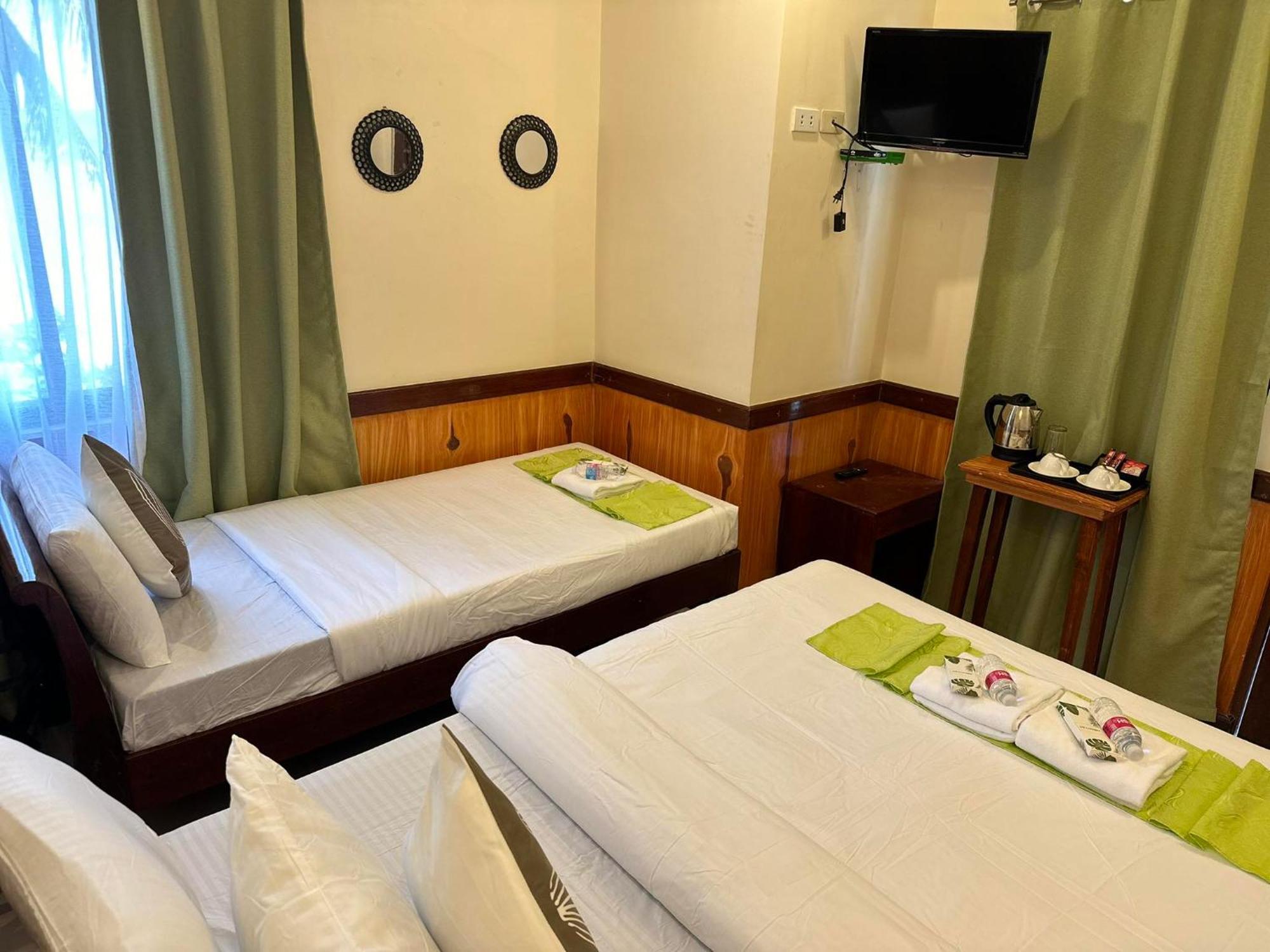 Desert Rose Beach Hotel 爱妮岛 外观 照片